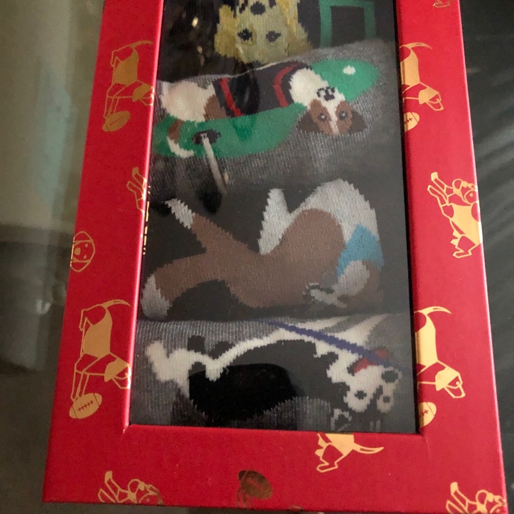 Neiman Marcus Top dog socks men’s NEW IN BOX